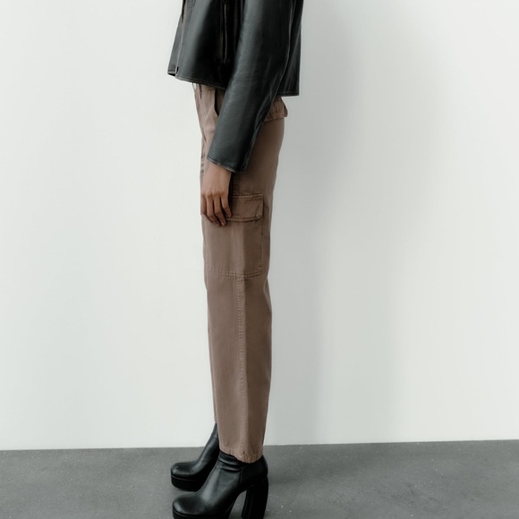 Zara straight leg cargo pants with high waist NWT - Picture 3 of 8